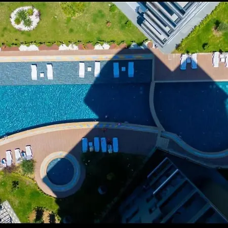 New Brand Penthouse Duplex With Sea View 아파트 아브살라르